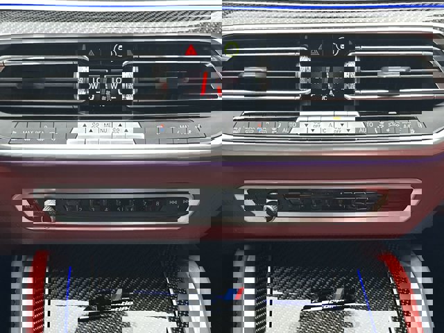 Vehicle image 19 of 28
