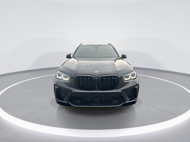 Vehicle image 2 of 28