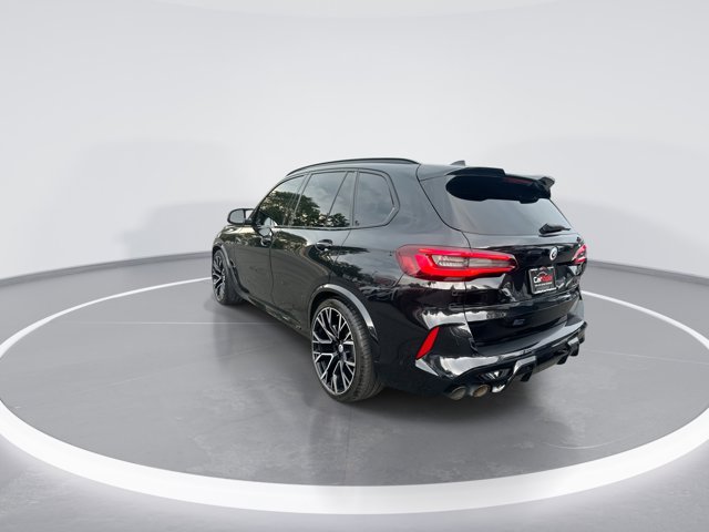 Vehicle image 8 of 28