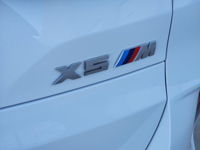 Vehicle image 10 of 29