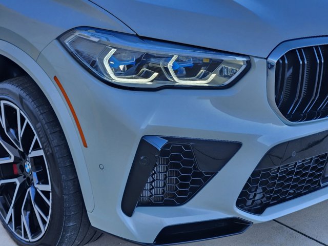 Vehicle image 6 of 29