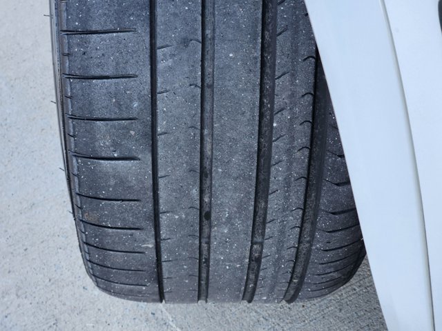 Vehicle image 9 of 29