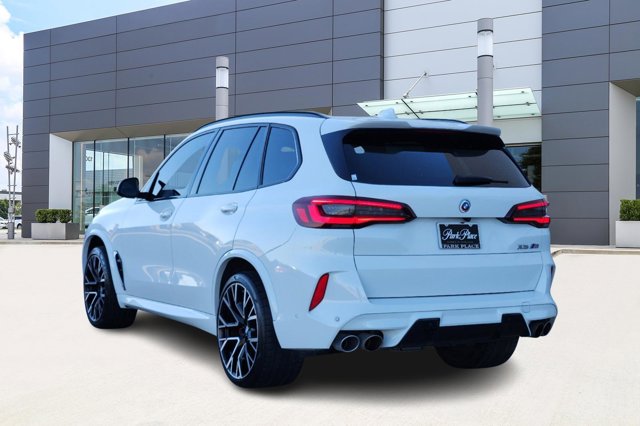Vehicle image 4 of 29