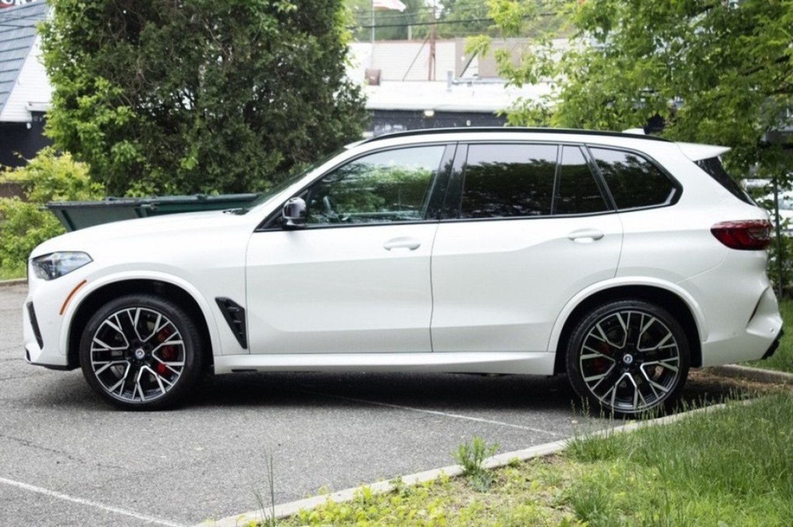 Vehicle image 15 of 76