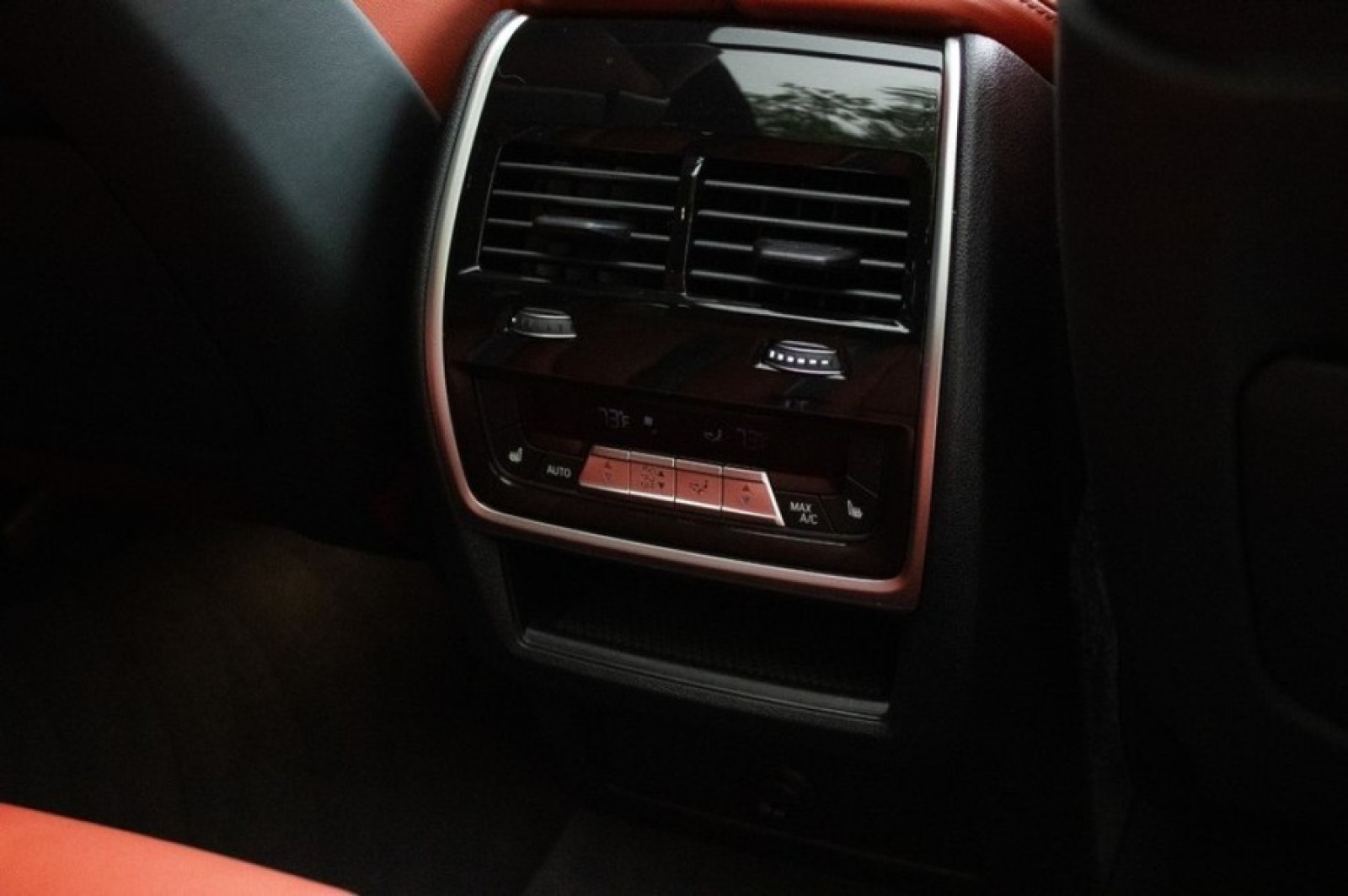 Vehicle image 51 of 76