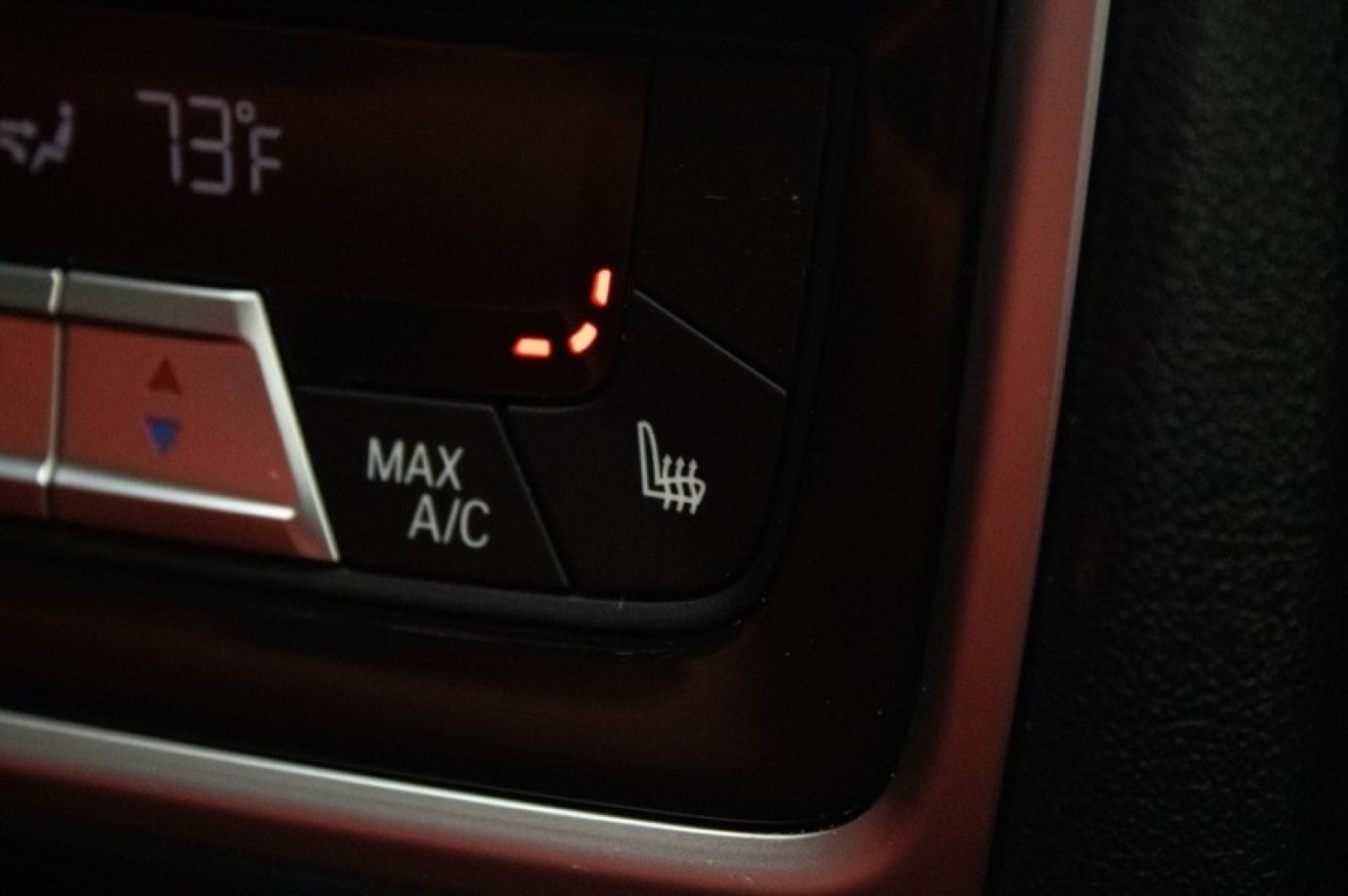 Vehicle image 47 of 76