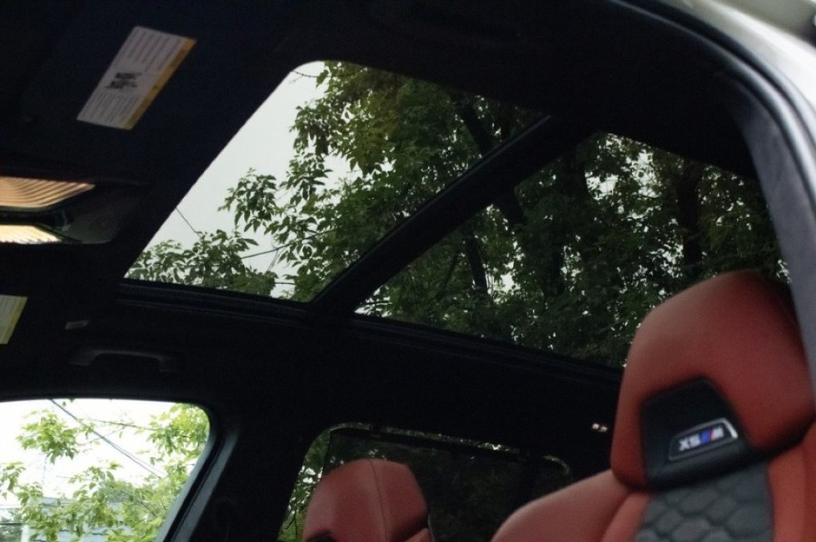 Vehicle image 70 of 76