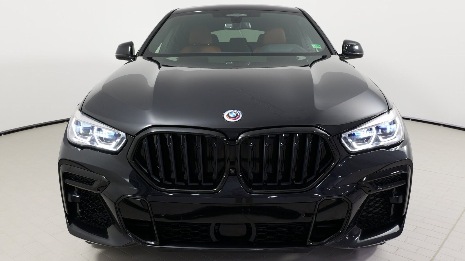 Vehicle image 7 of 86