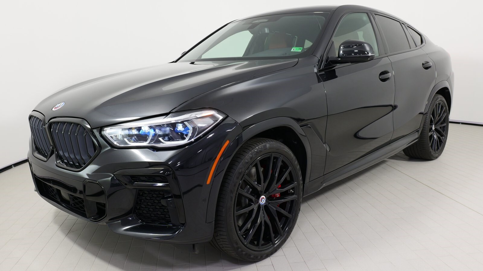 Vehicle image 2 of 86