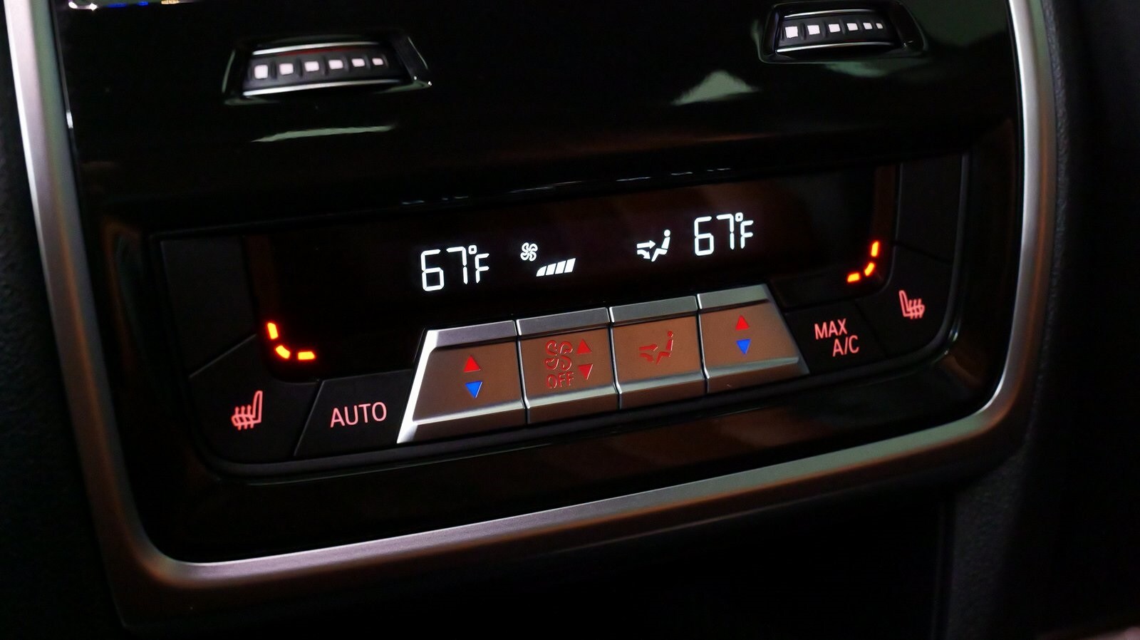 Vehicle image 69 of 86