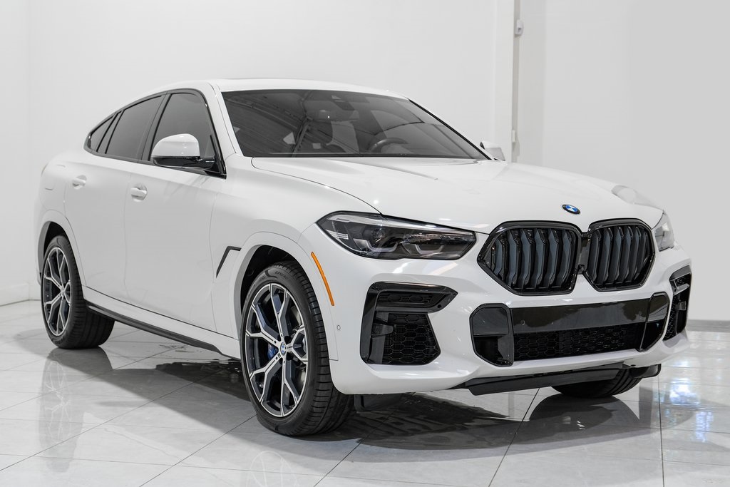 Vehicle image 5 of 53
