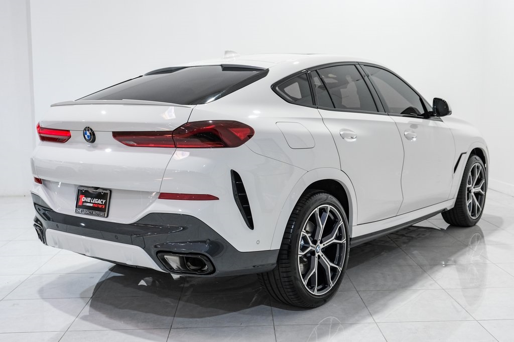Vehicle image 6 of 53