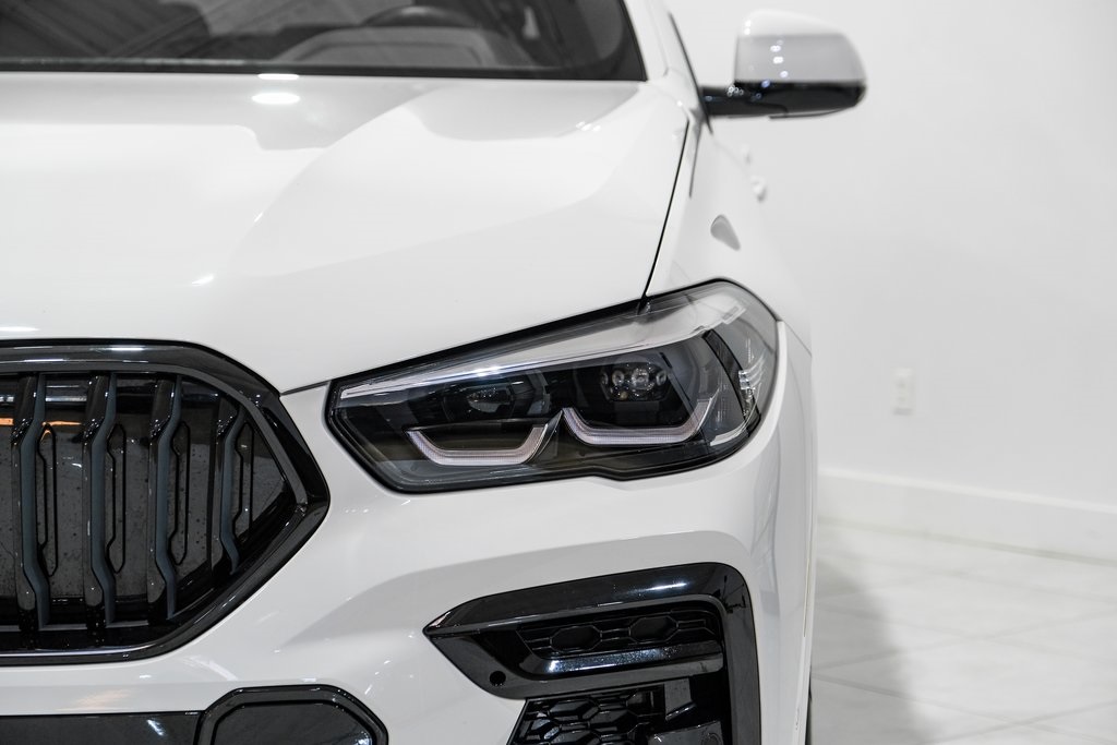 Vehicle image 41 of 53
