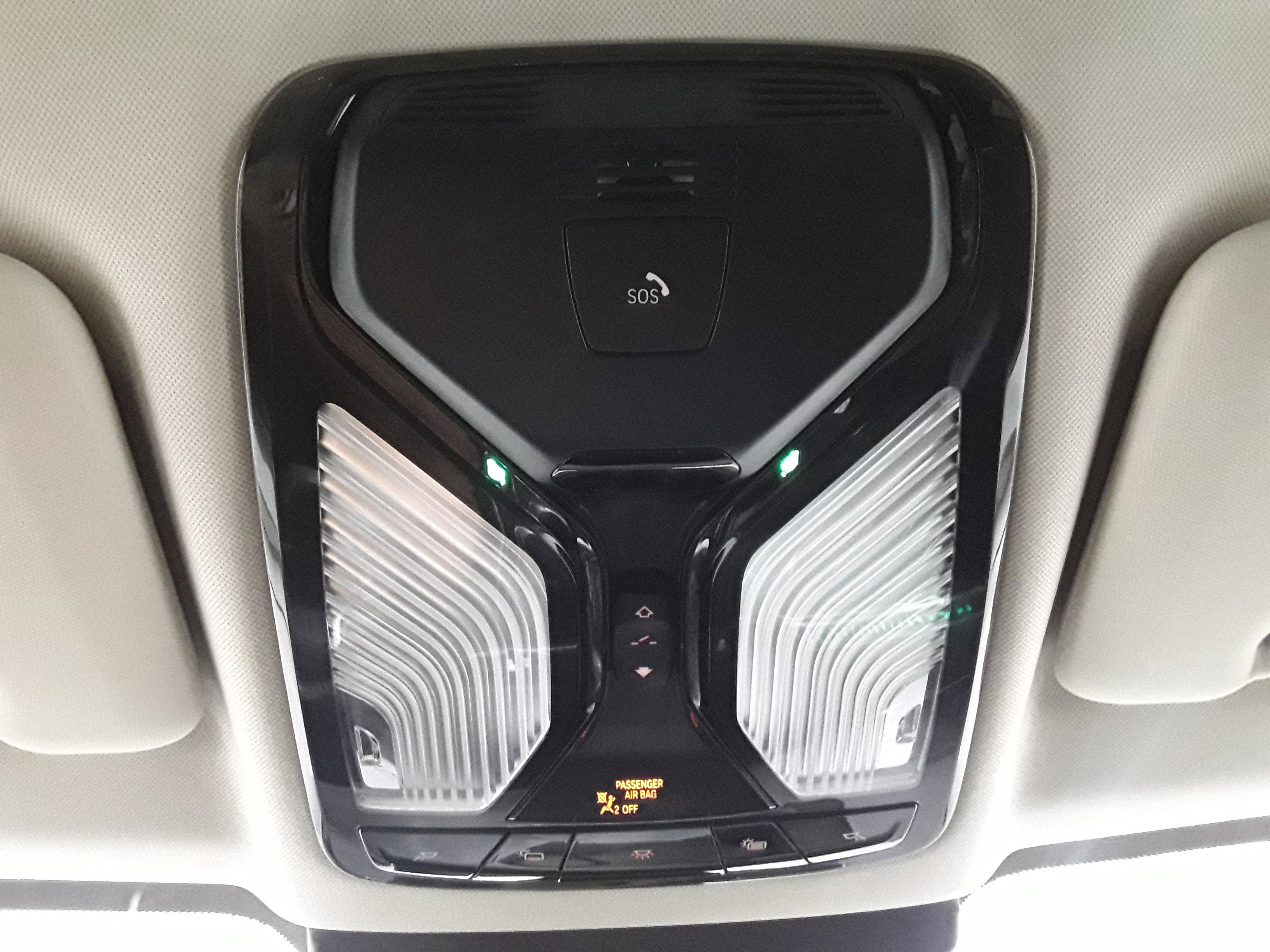 Vehicle image 28 of 34