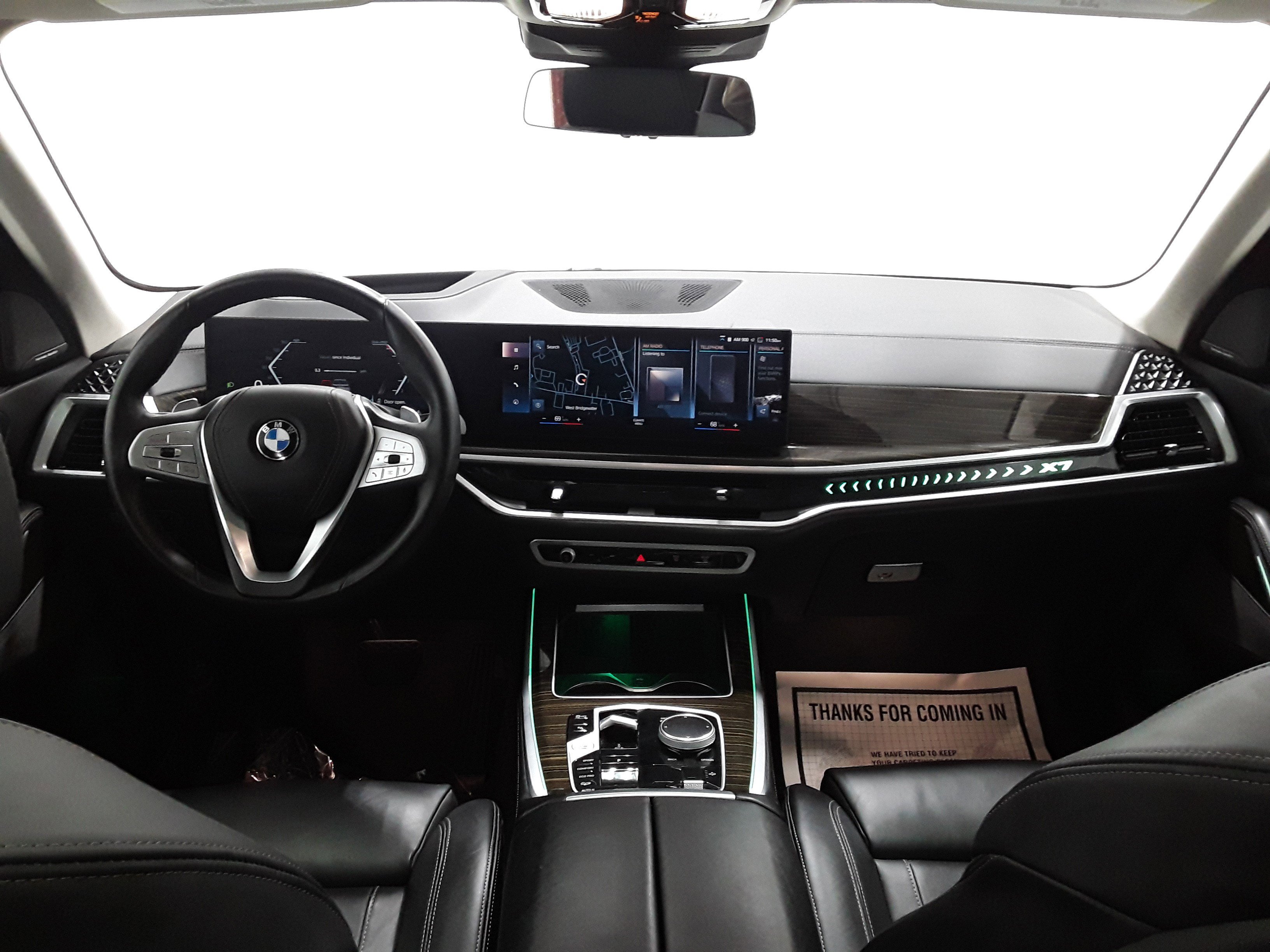 Vehicle image 14 of 34