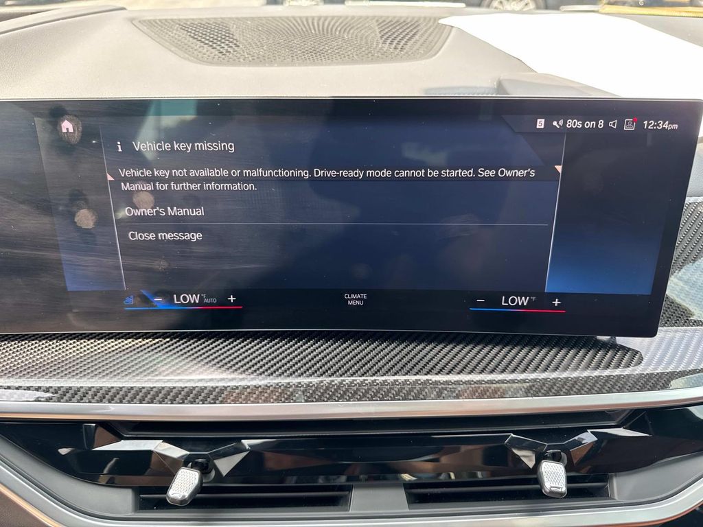 Vehicle image 20 of 31