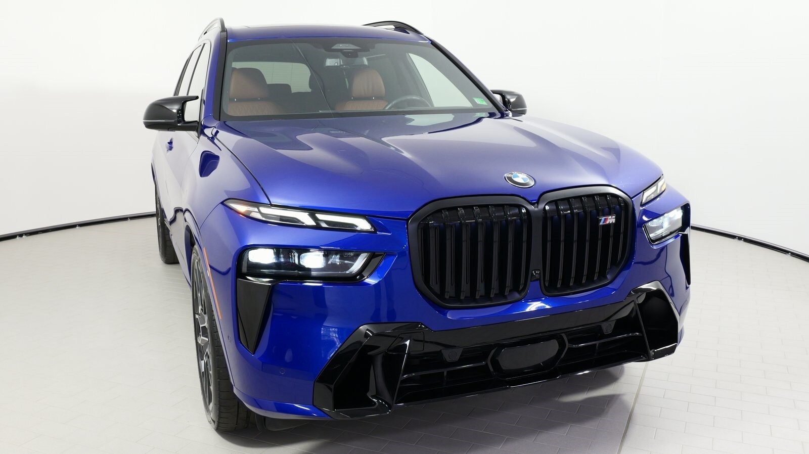 Vehicle image 15 of 95