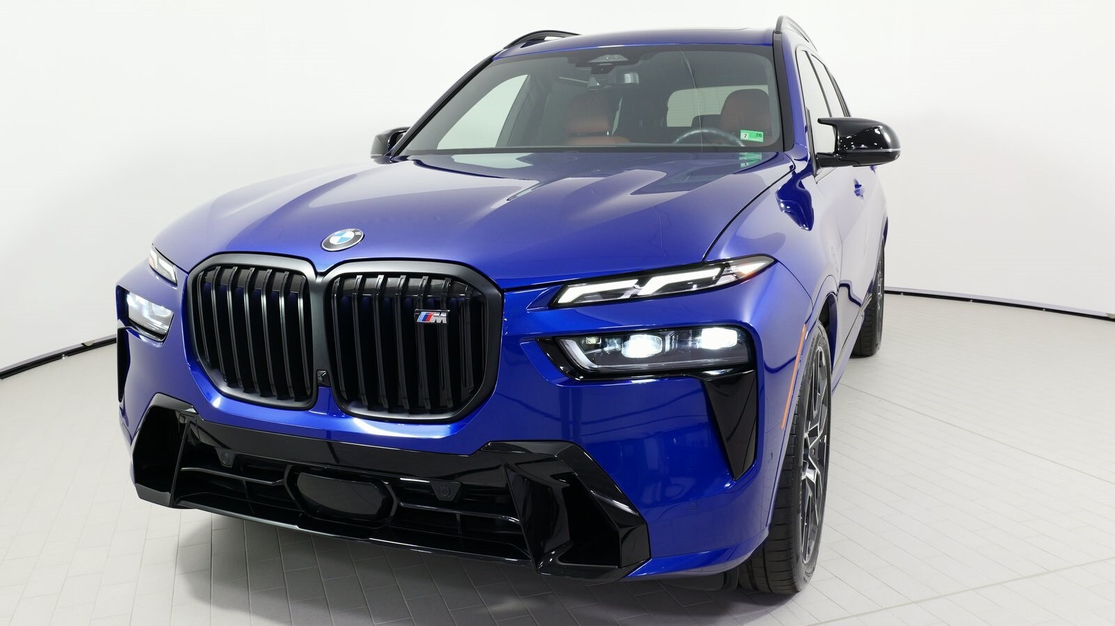 Vehicle image 5 of 95