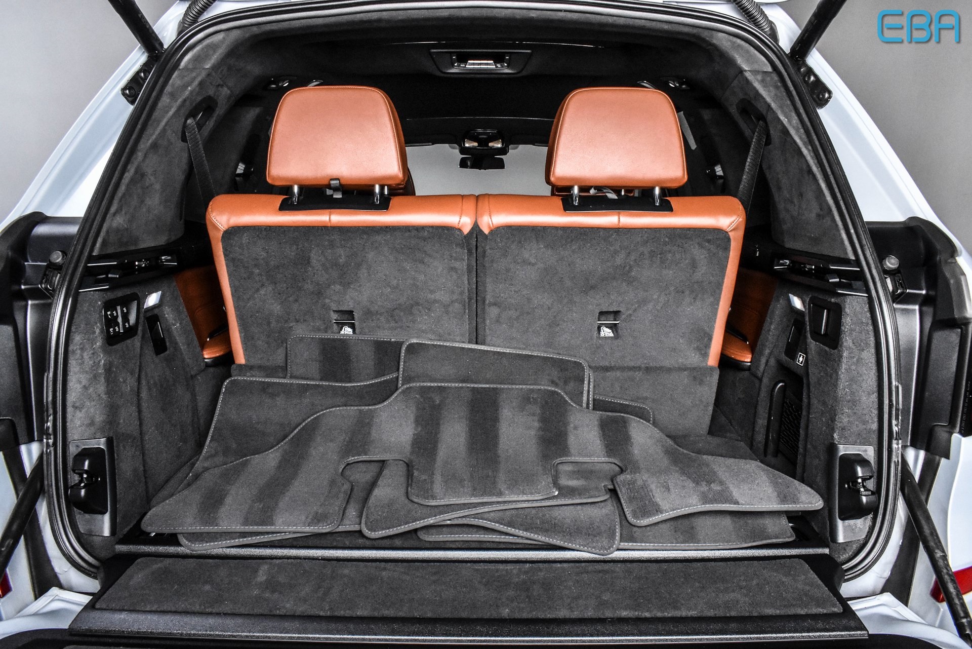 Vehicle image 15 of 29