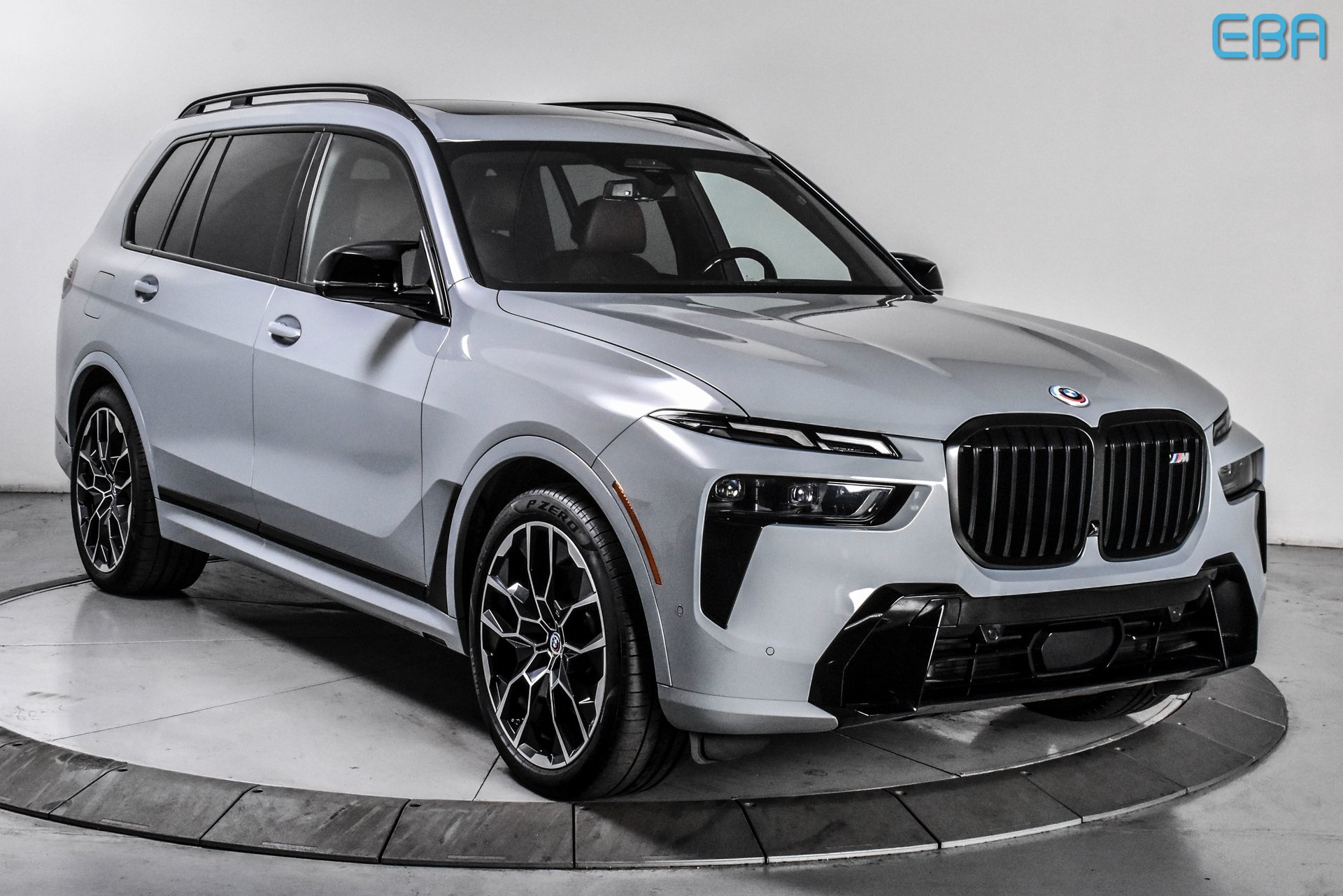 Vehicle image 4 of 29