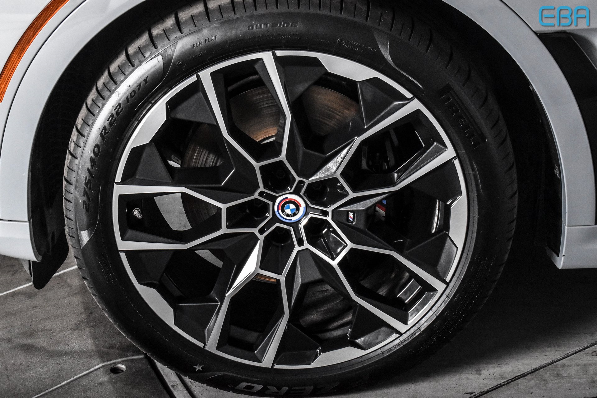 Vehicle image 11 of 29