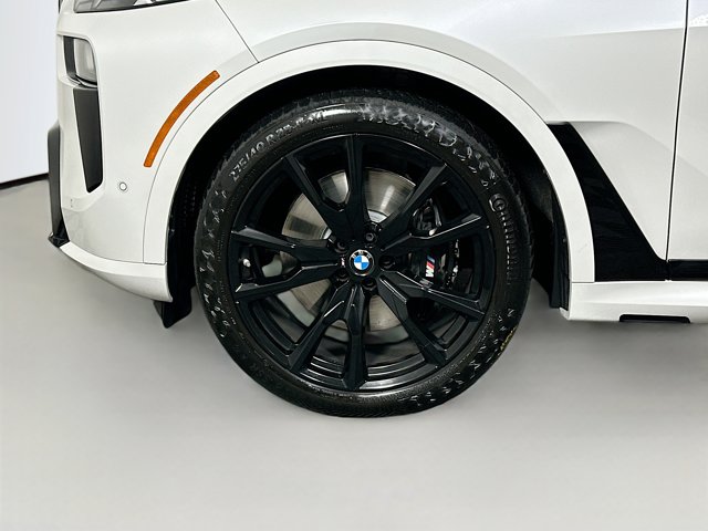 Vehicle image 34 of 35