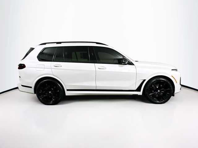 Vehicle image 4 of 35