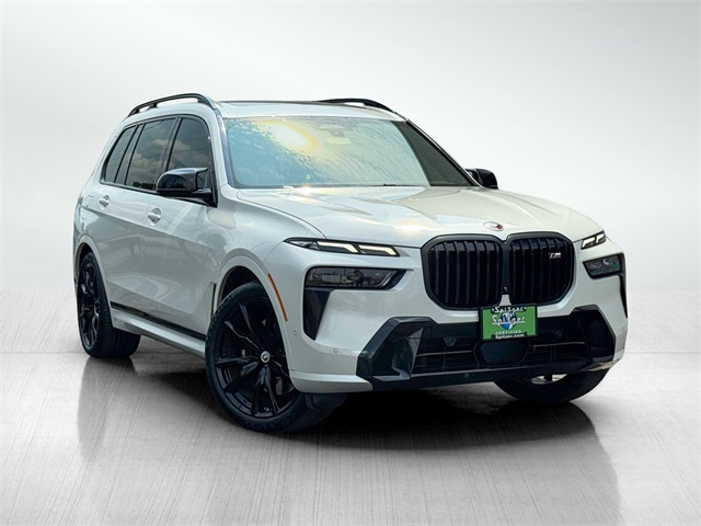Vehicle image 4 of 51