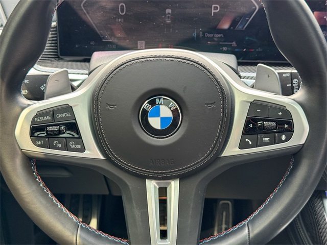 Vehicle image 31 of 51