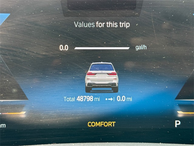 Vehicle image 43 of 51