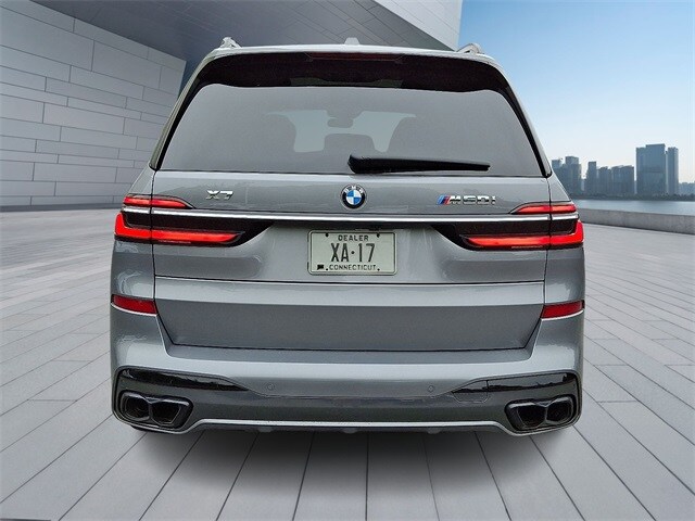 Vehicle image 6 of 33