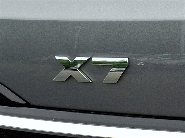 Vehicle image 33 of 33