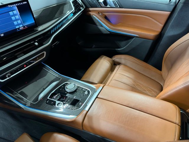 Vehicle image 13 of 37