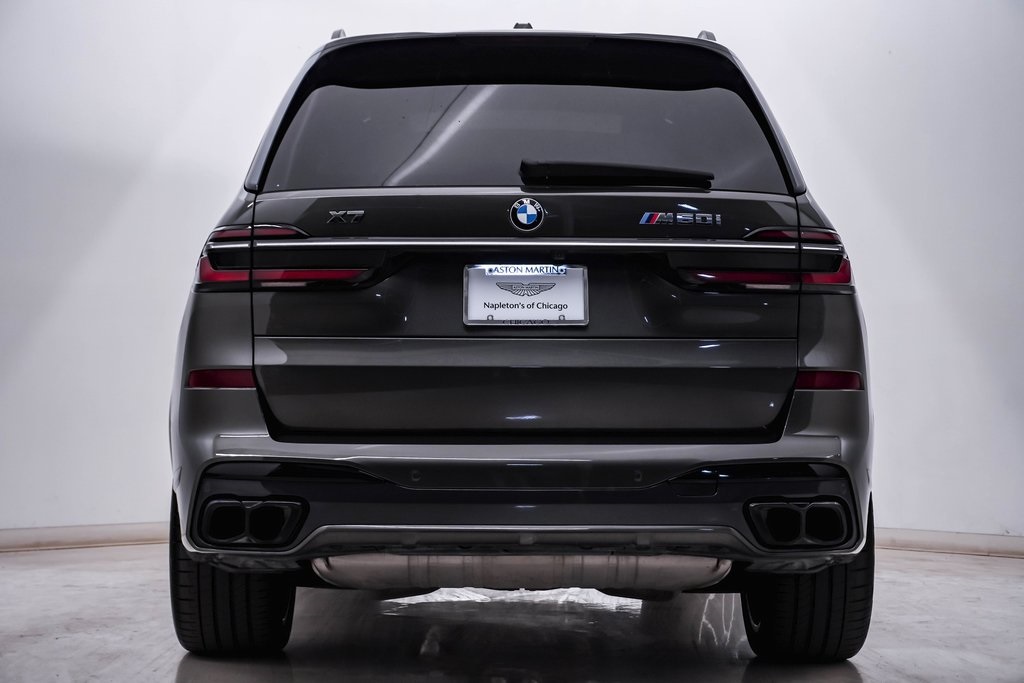 Vehicle image 10 of 30