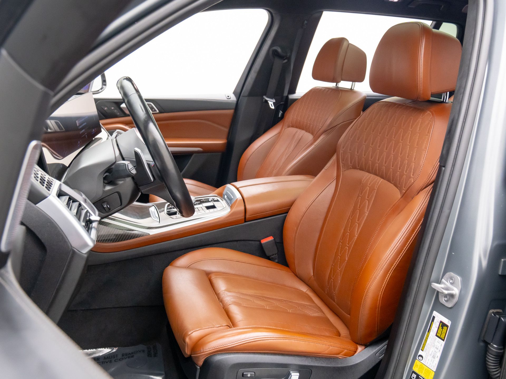 Vehicle image 16 of 36