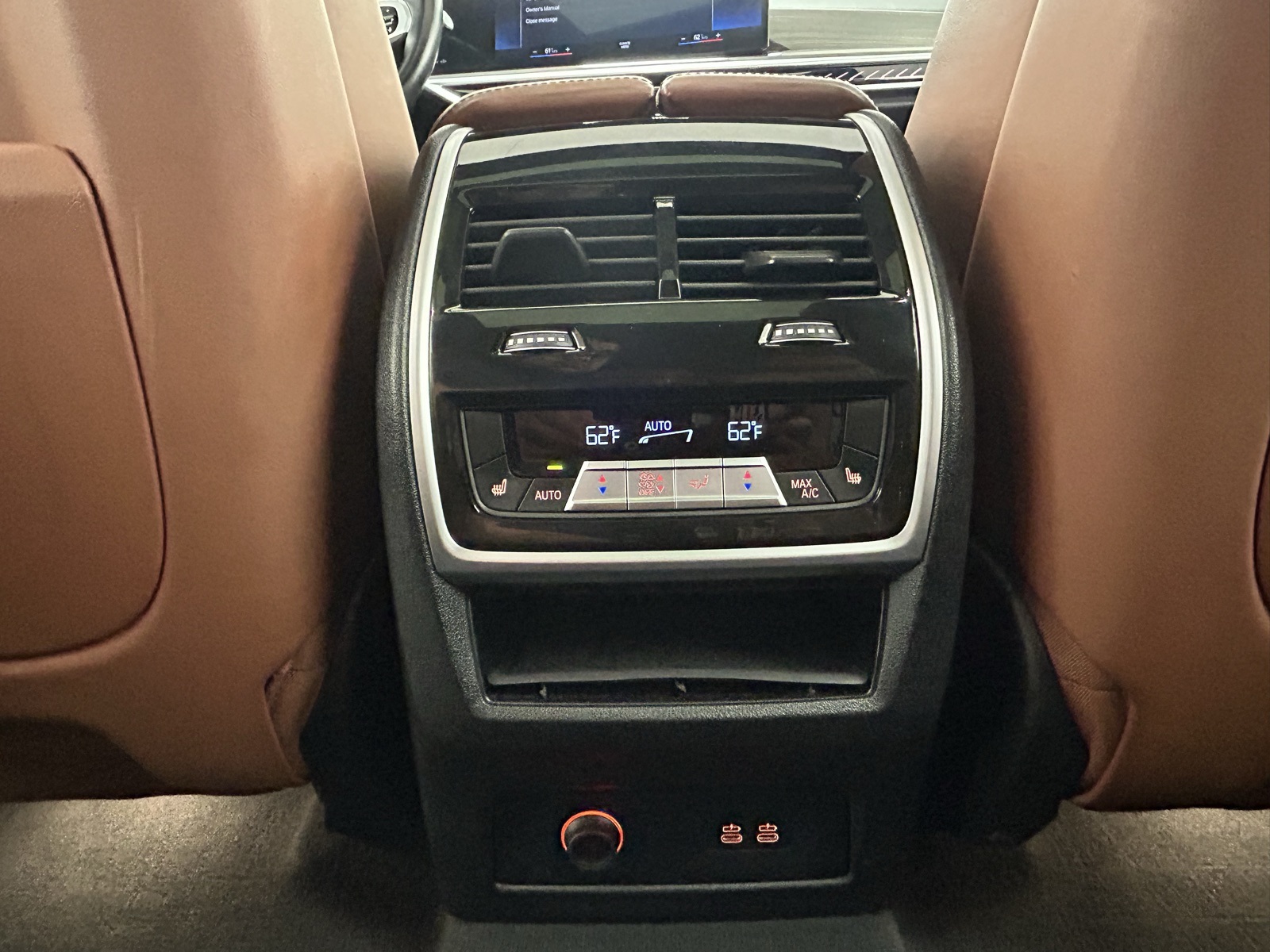 Vehicle image 37 of 47
