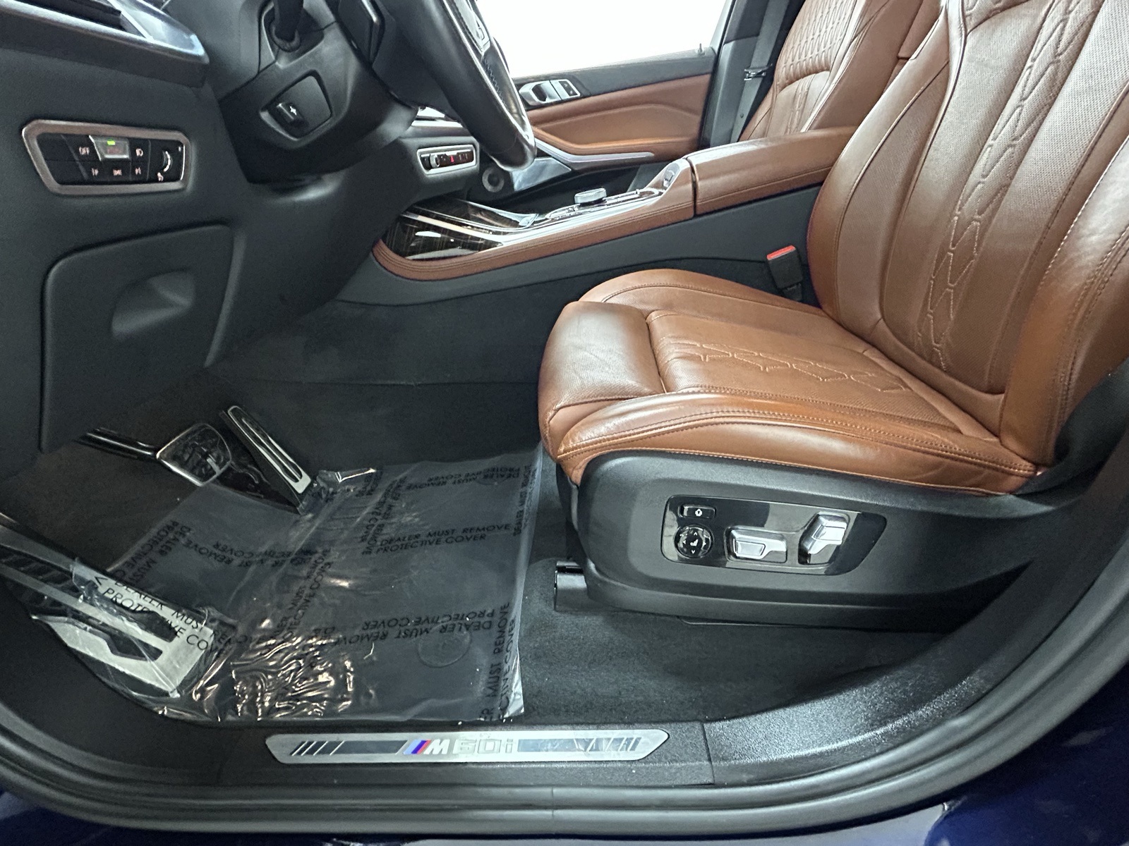 Vehicle image 13 of 47