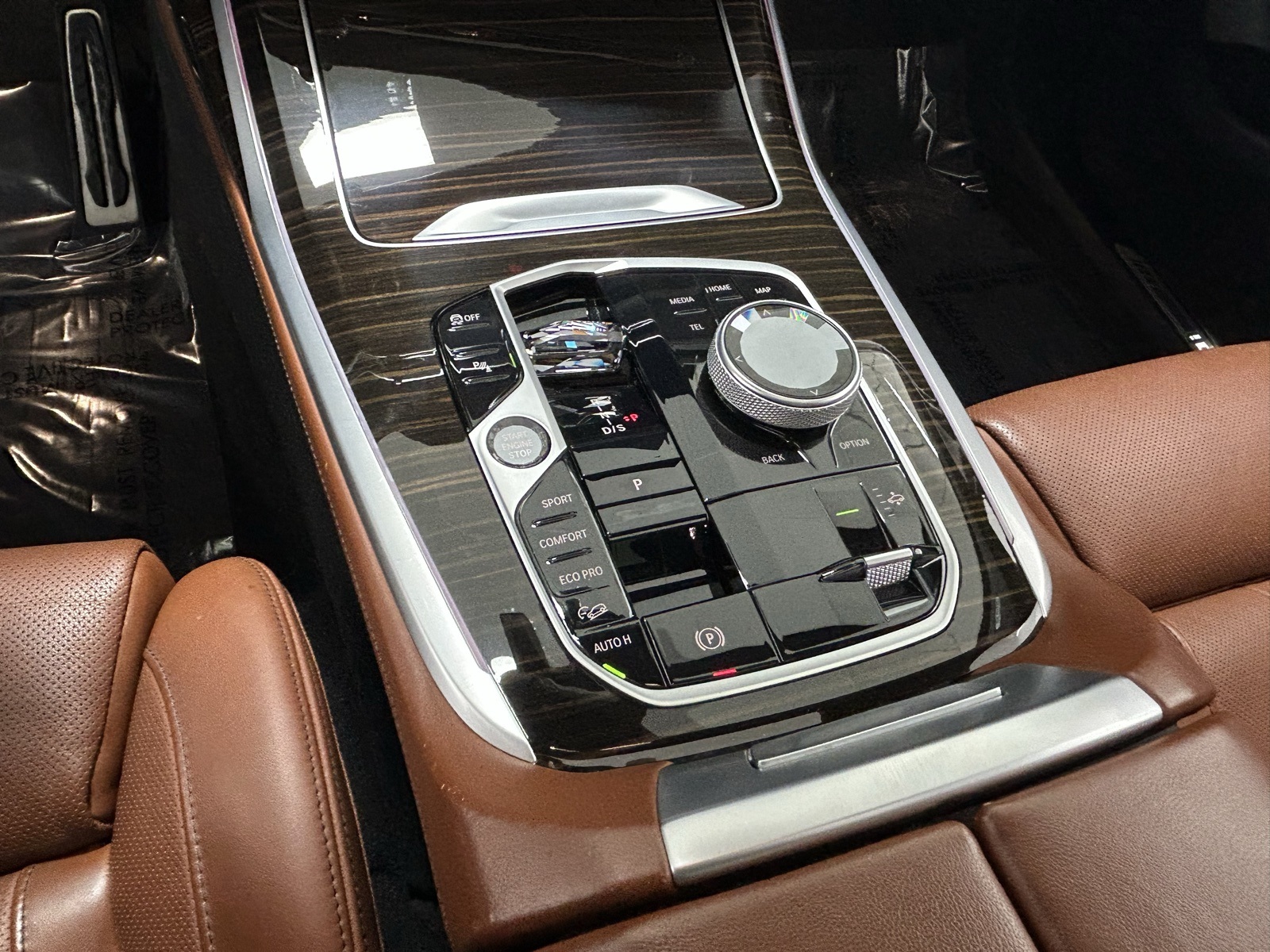 Vehicle image 34 of 47