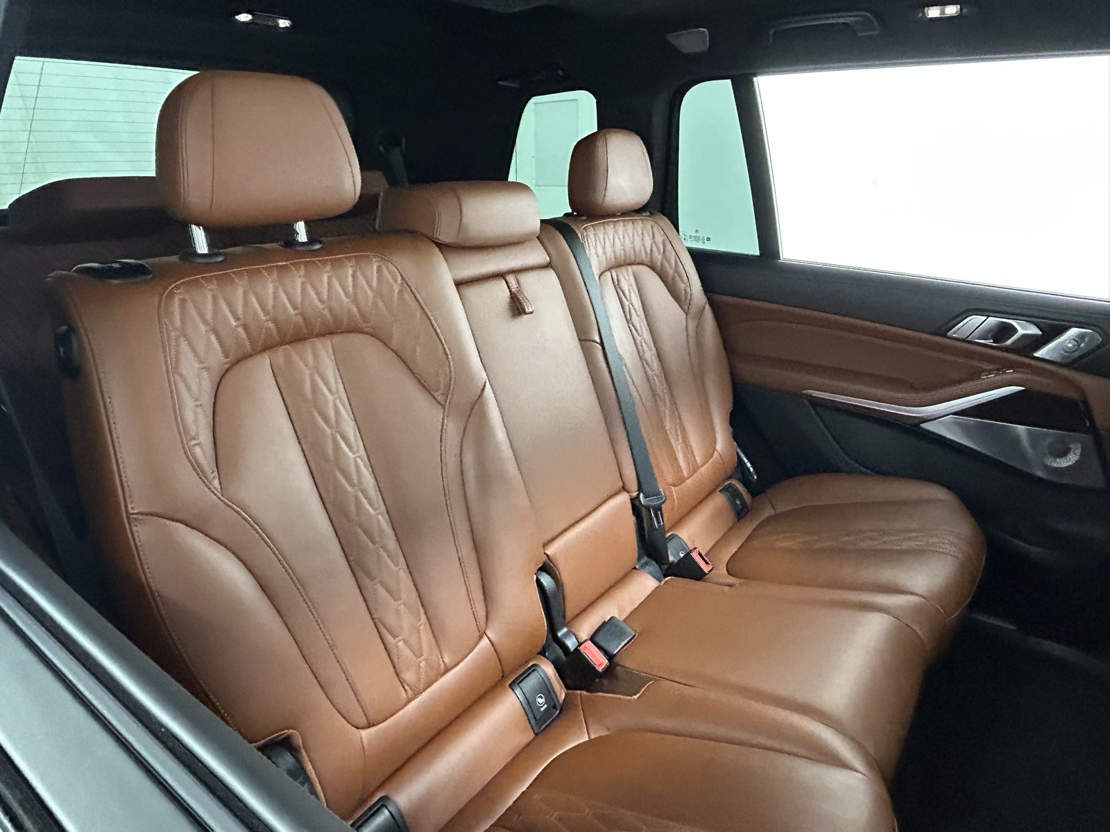 Vehicle image 14 of 47