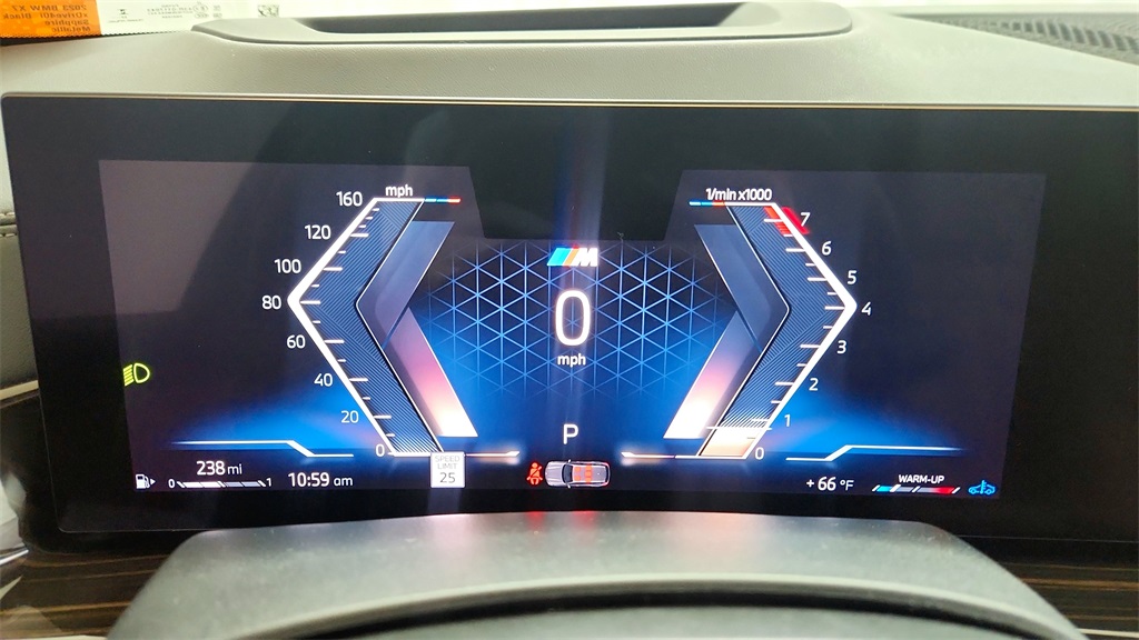 Vehicle image 21 of 31