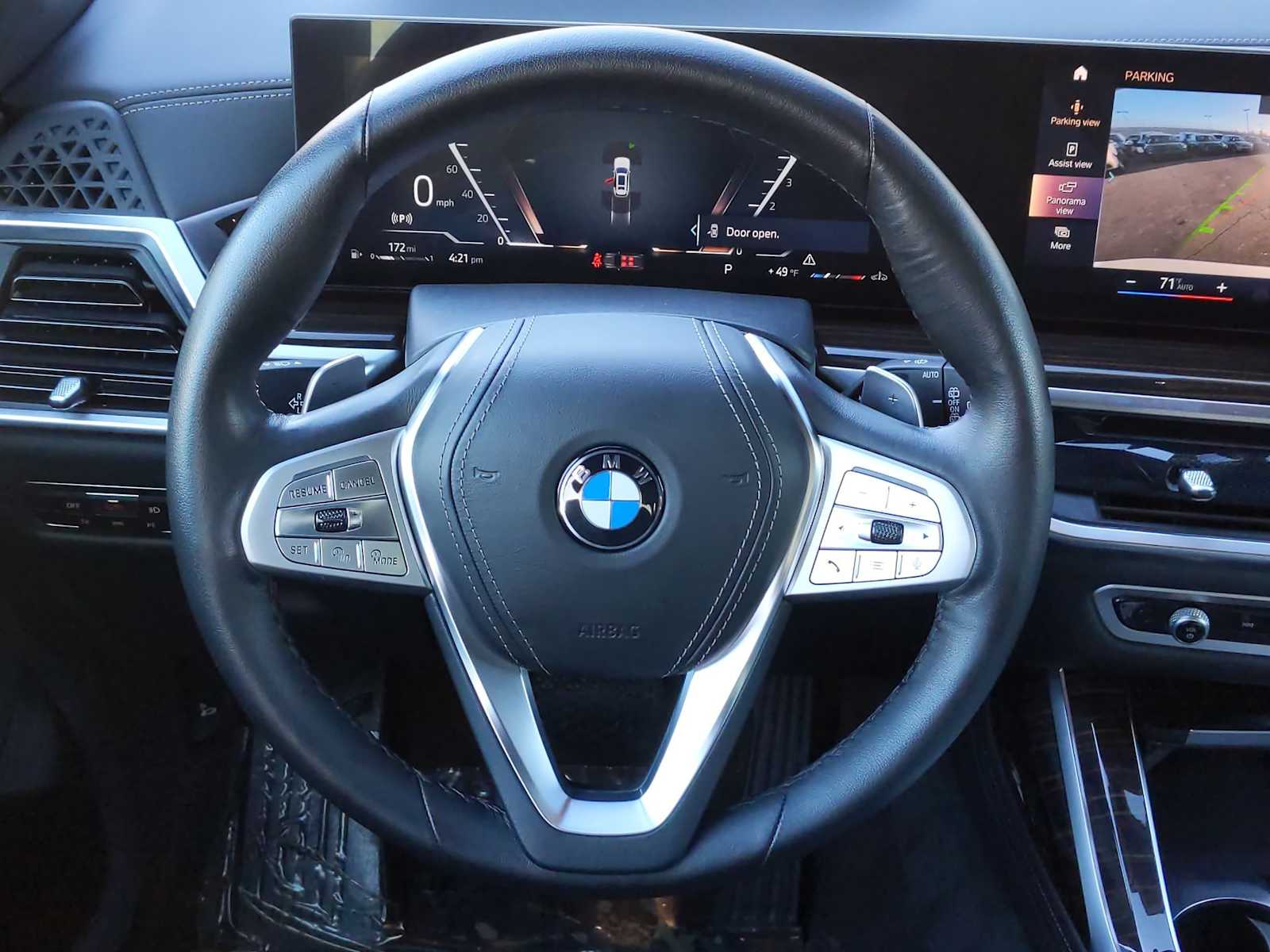 Vehicle image 16 of 30