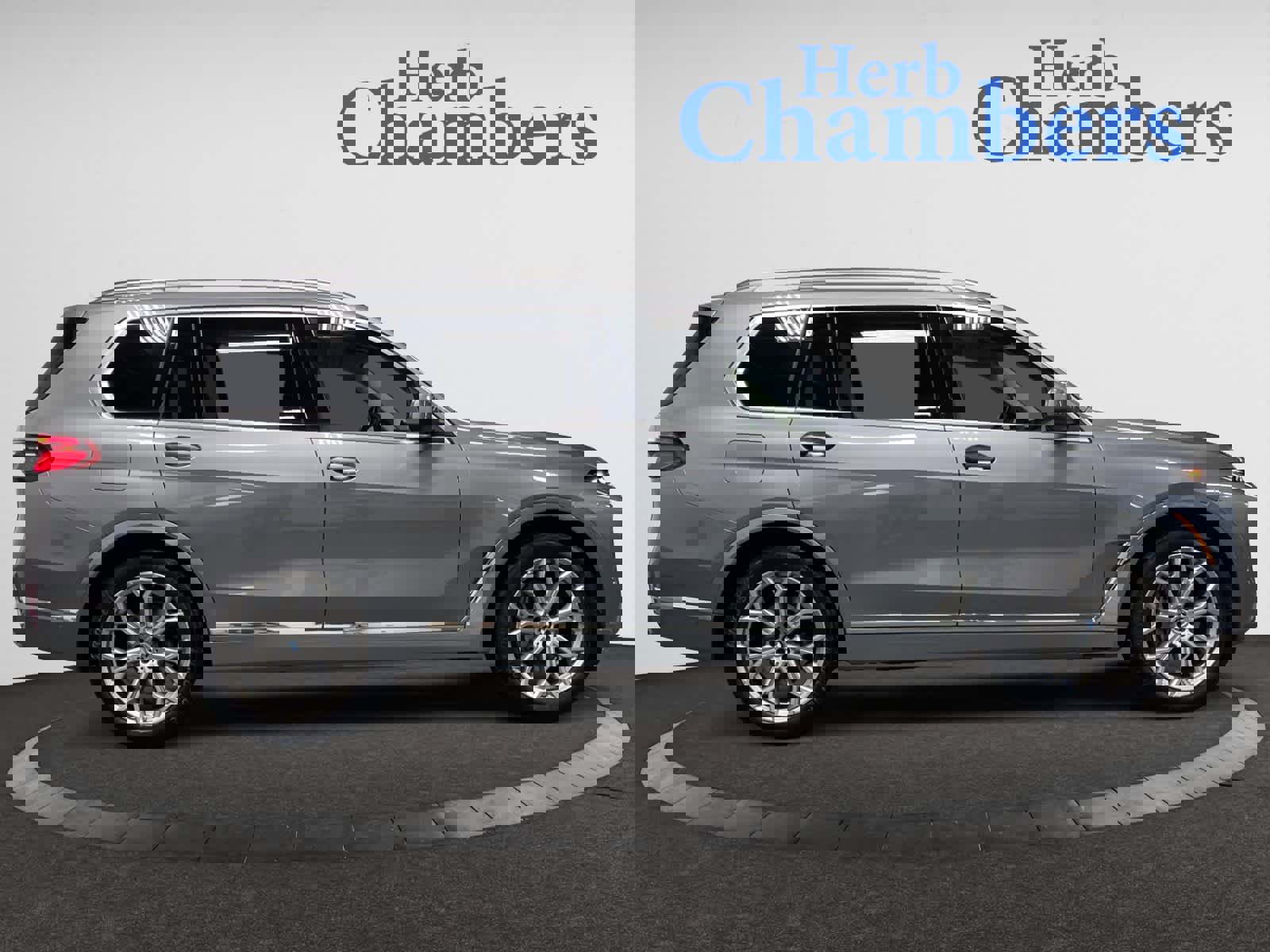 Vehicle image 4 of 20