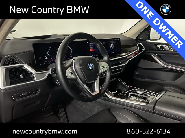 Vehicle image 12 of 32