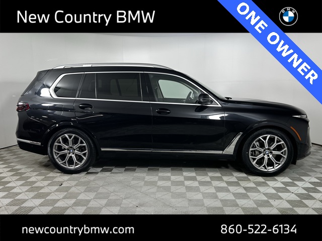 Vehicle image 4 of 32