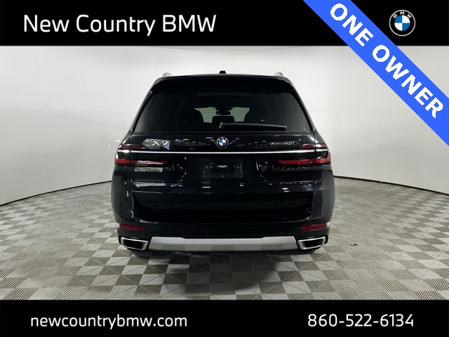 Vehicle image 6 of 32