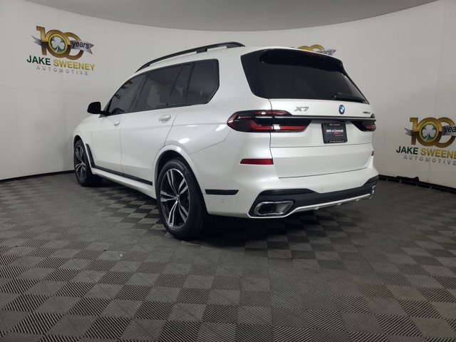 Vehicle image 7 of 25