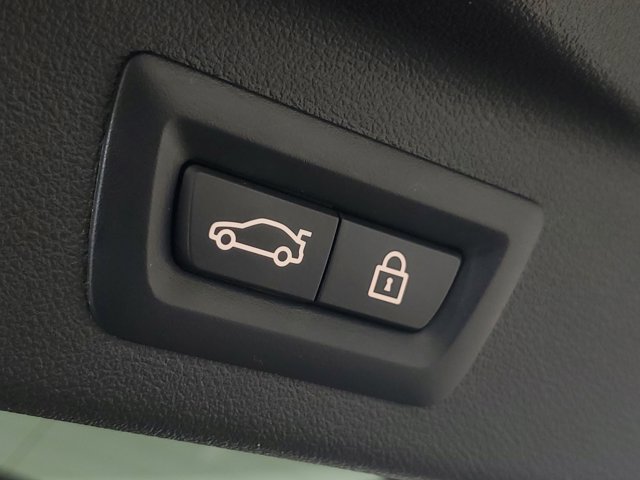 Vehicle image 25 of 25