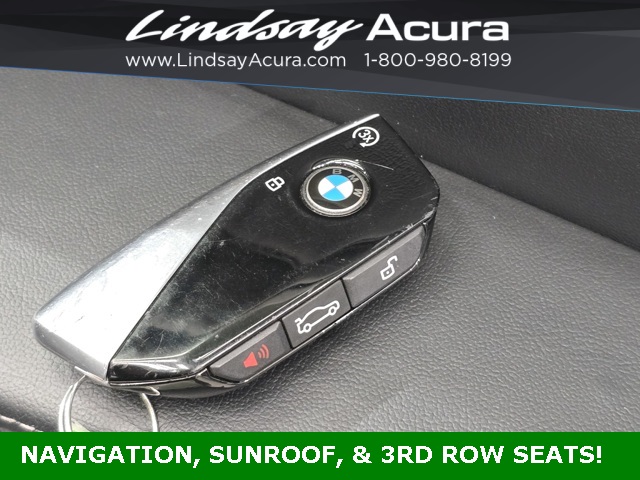 Vehicle image 23 of 25