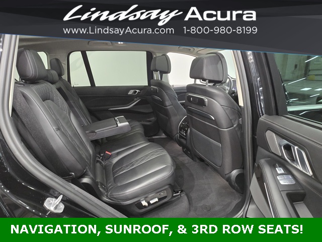 Vehicle image 12 of 25