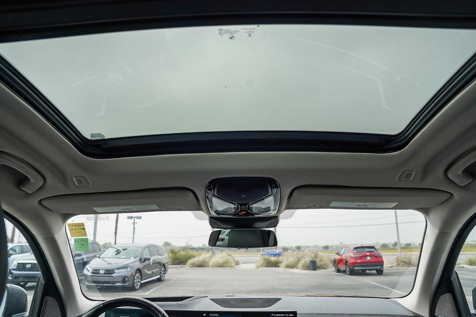 Vehicle image 15 of 31